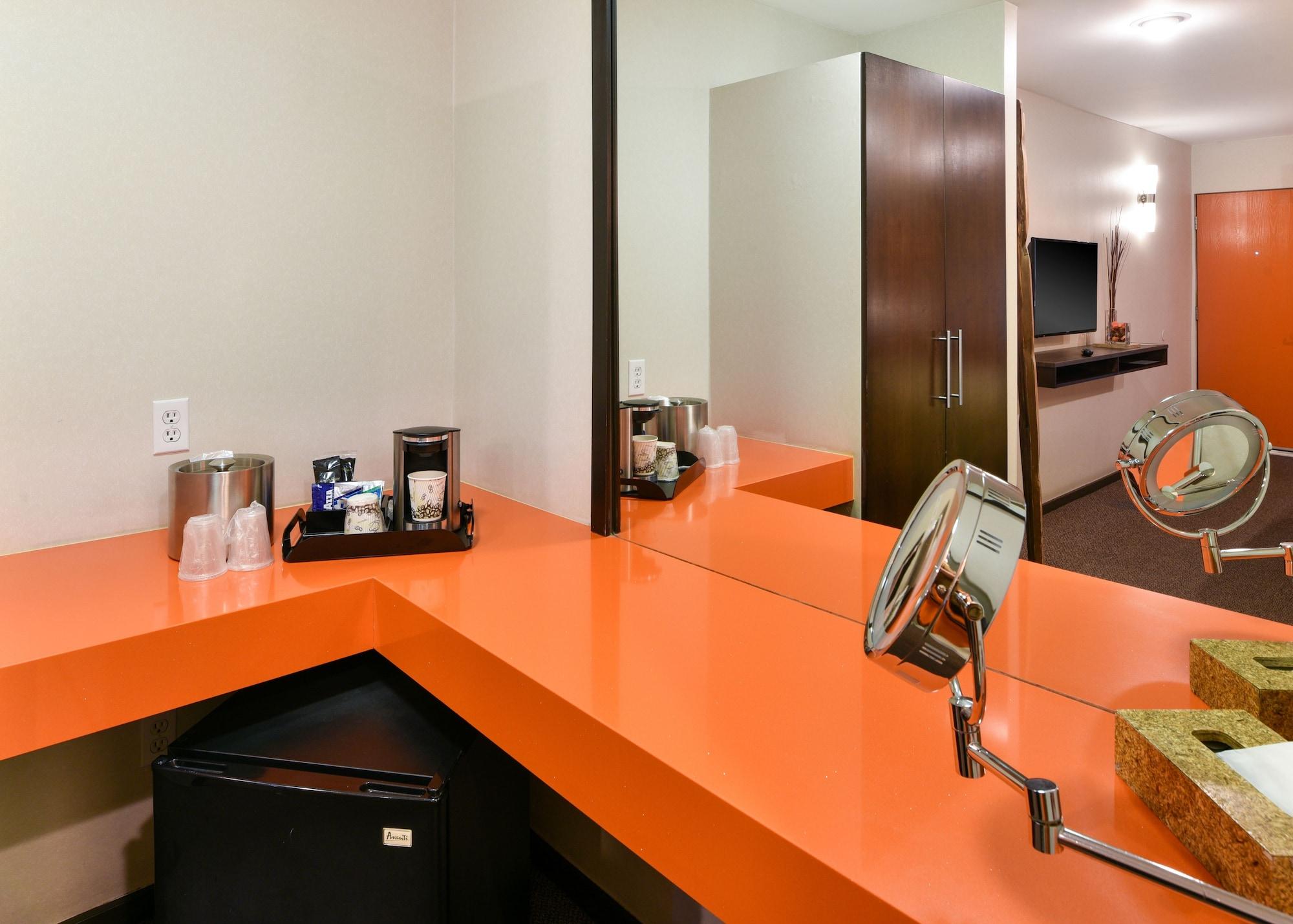 The Tangerine - A Burbank Hotel ภายนอก รูปภาพ