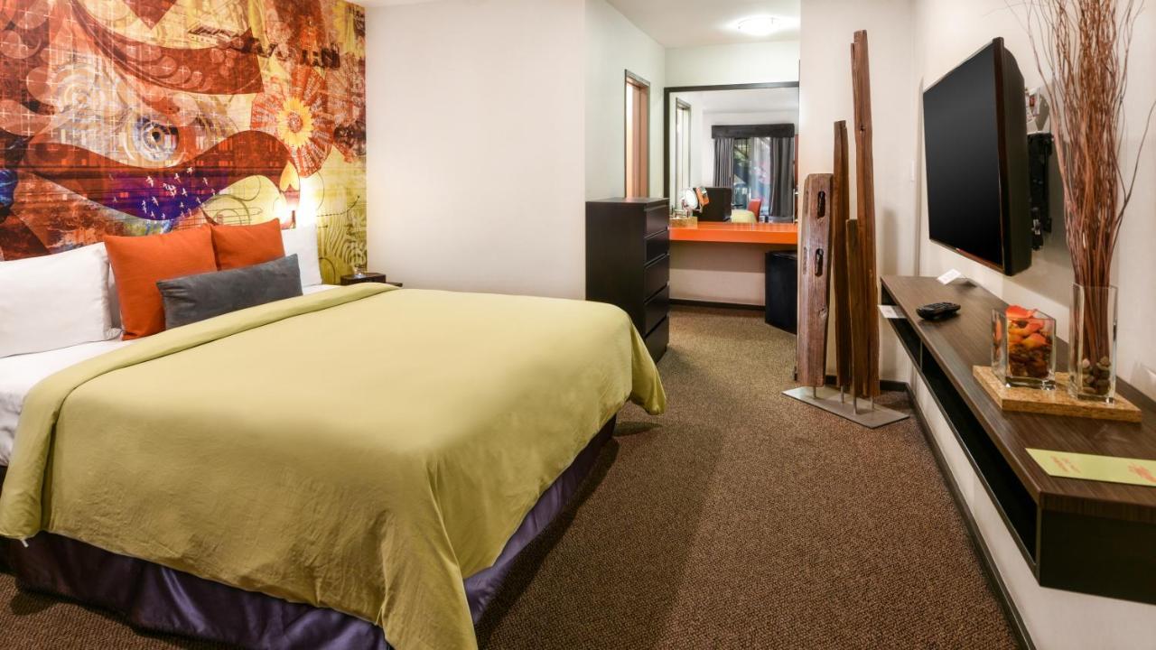 The Tangerine - A Burbank Hotel ภายนอก รูปภาพ